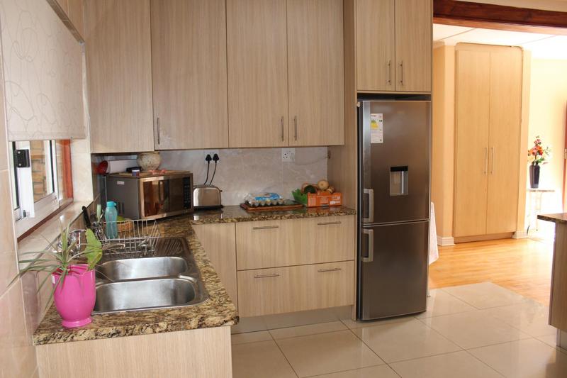 5 Bedroom Property for Sale in Churchill Estate Western Cape